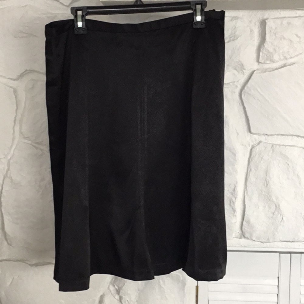 NWT Amanda Smith Black Skirt A line - fully lined